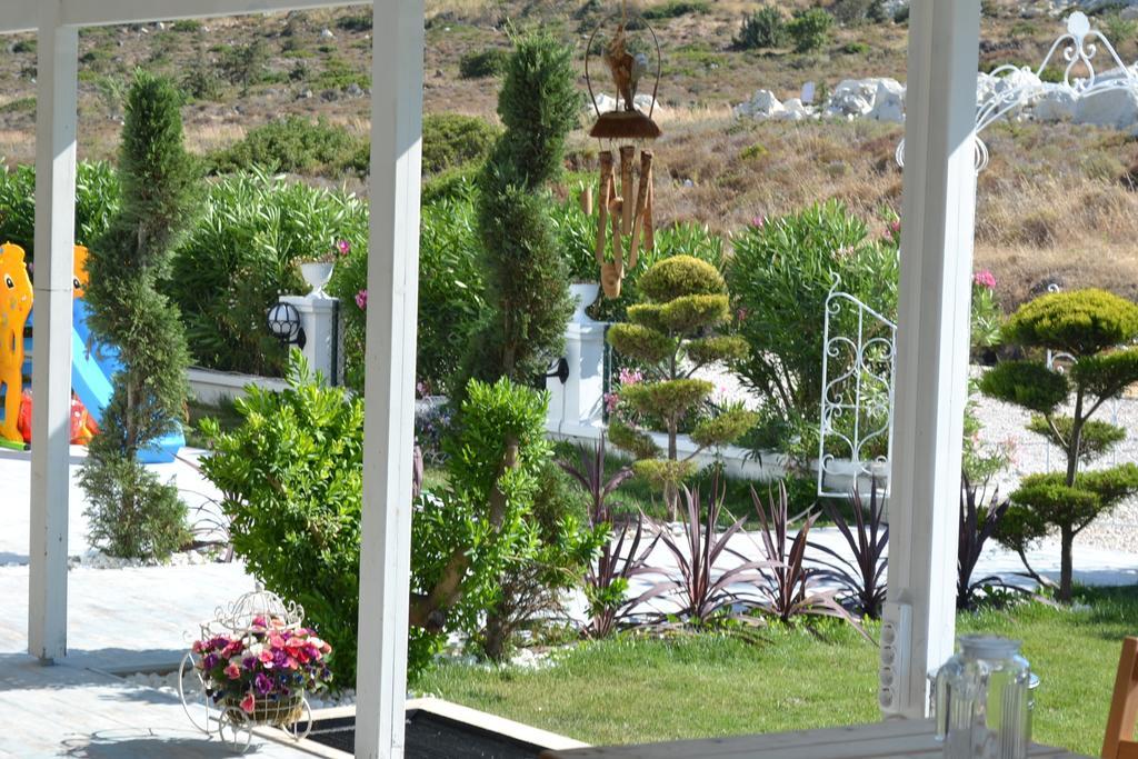 Lapis Port Surf Hotel Alacati Kültér fotó