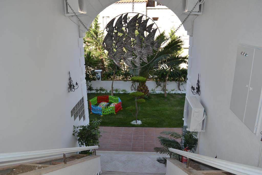 Lapis Port Surf Hotel Alacati Kültér fotó