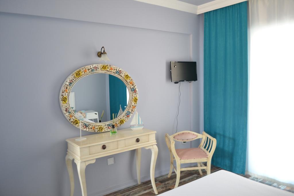 Lapis Port Surf Hotel Alacati Kültér fotó