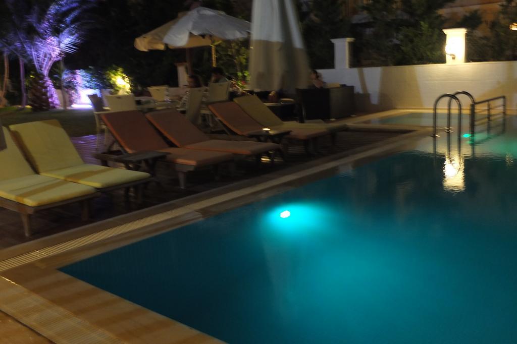 Lapis Port Surf Hotel Alacati Kültér fotó
